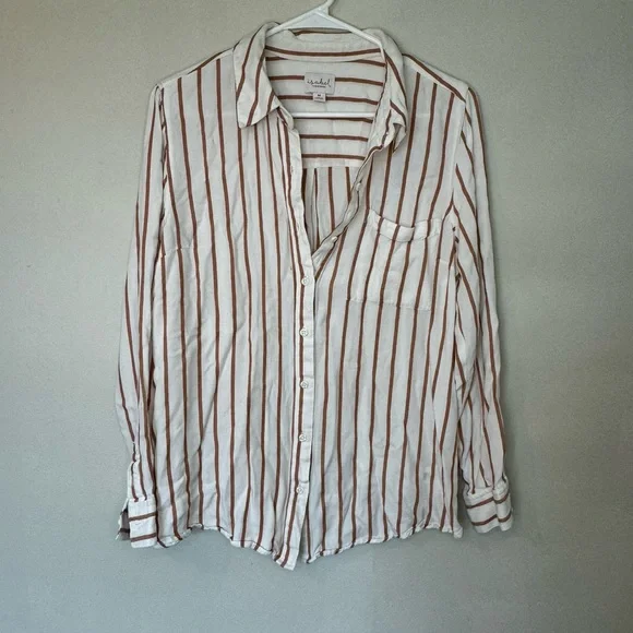 Isabel Button Down Shirt - Picture 3 of 7